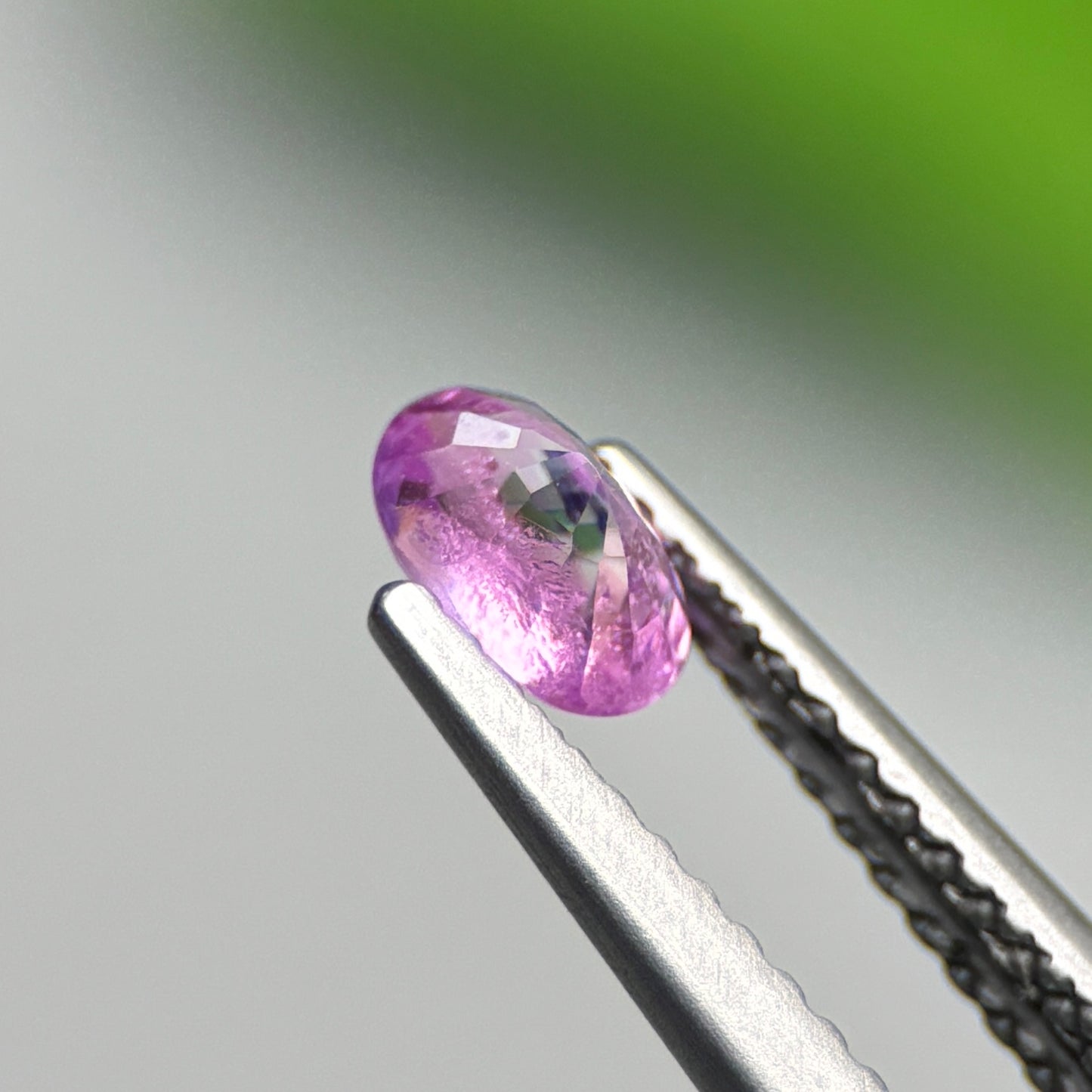 0.55 ct Natural Purple Sapphire Vietnam. Oval Shape.