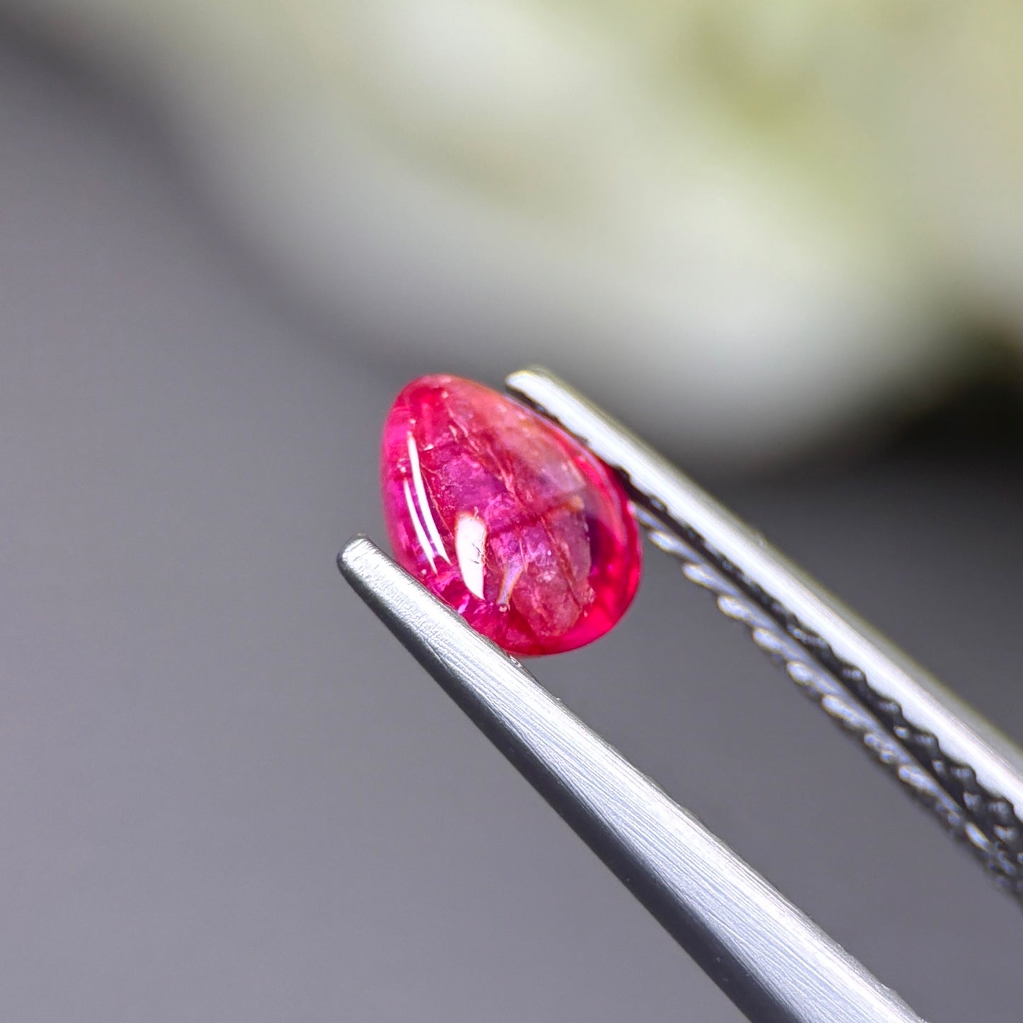 0.76ct Natural Ruby Cacbochon Viet Nam. No treatment Ruby Luc Yen.
