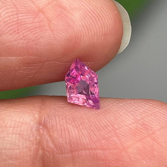0.82ct Natural Padparadscha Milky Sapphire Vietnam