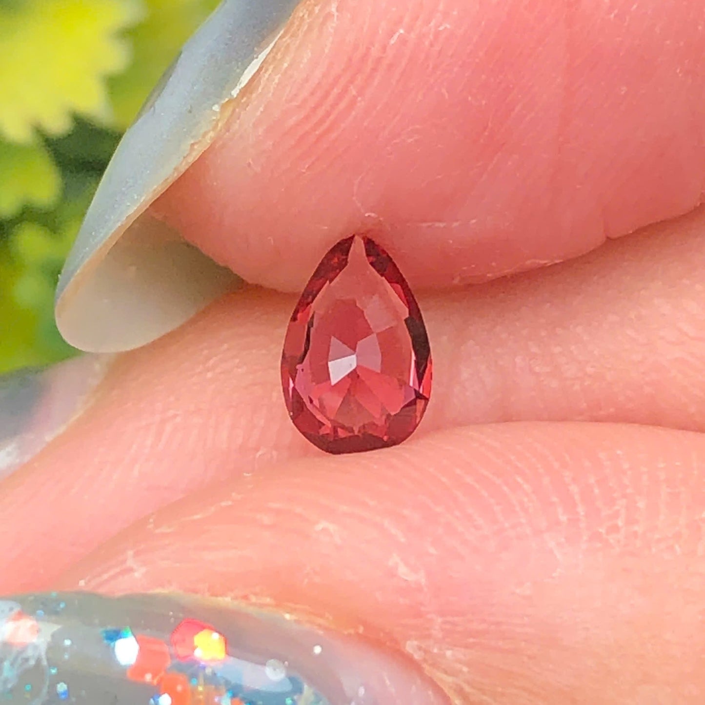0,45ct Natural Brownish Red Spinel Vietnam. Pear Shape. No Treatment Spinel Luc Yen.