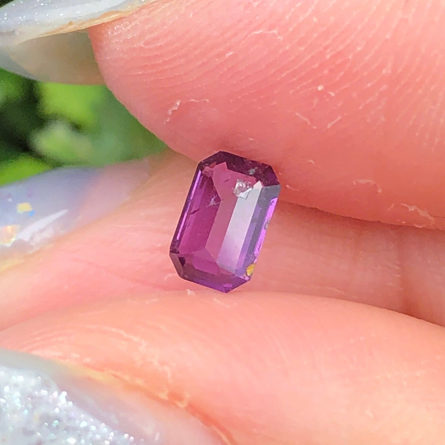 0,47ct Natural Purple Sapphire Vietnam. Emerald Shape. No Treatment Sapphire Luc Yen.