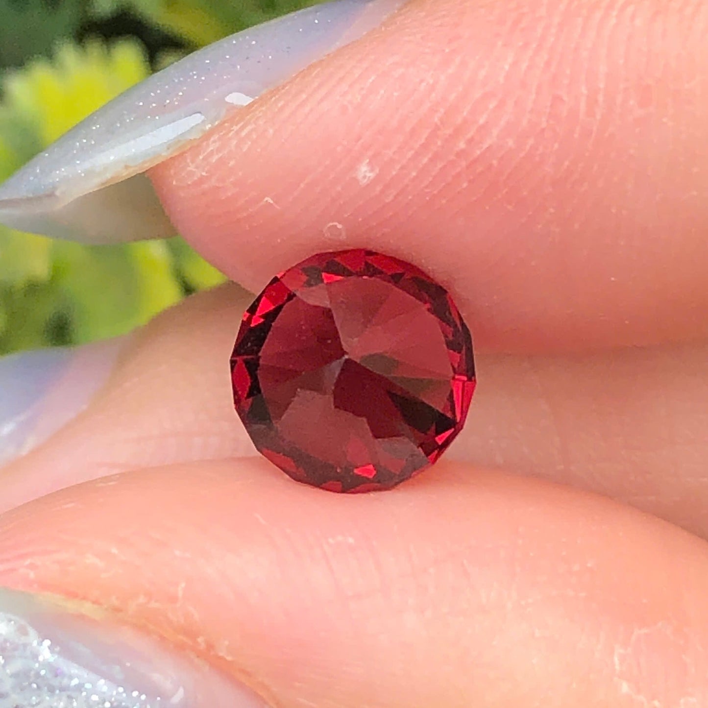 2,16ct Natural Red Garnet Vietnam. Round Shape. No Treatment Garnet Luc Yen.