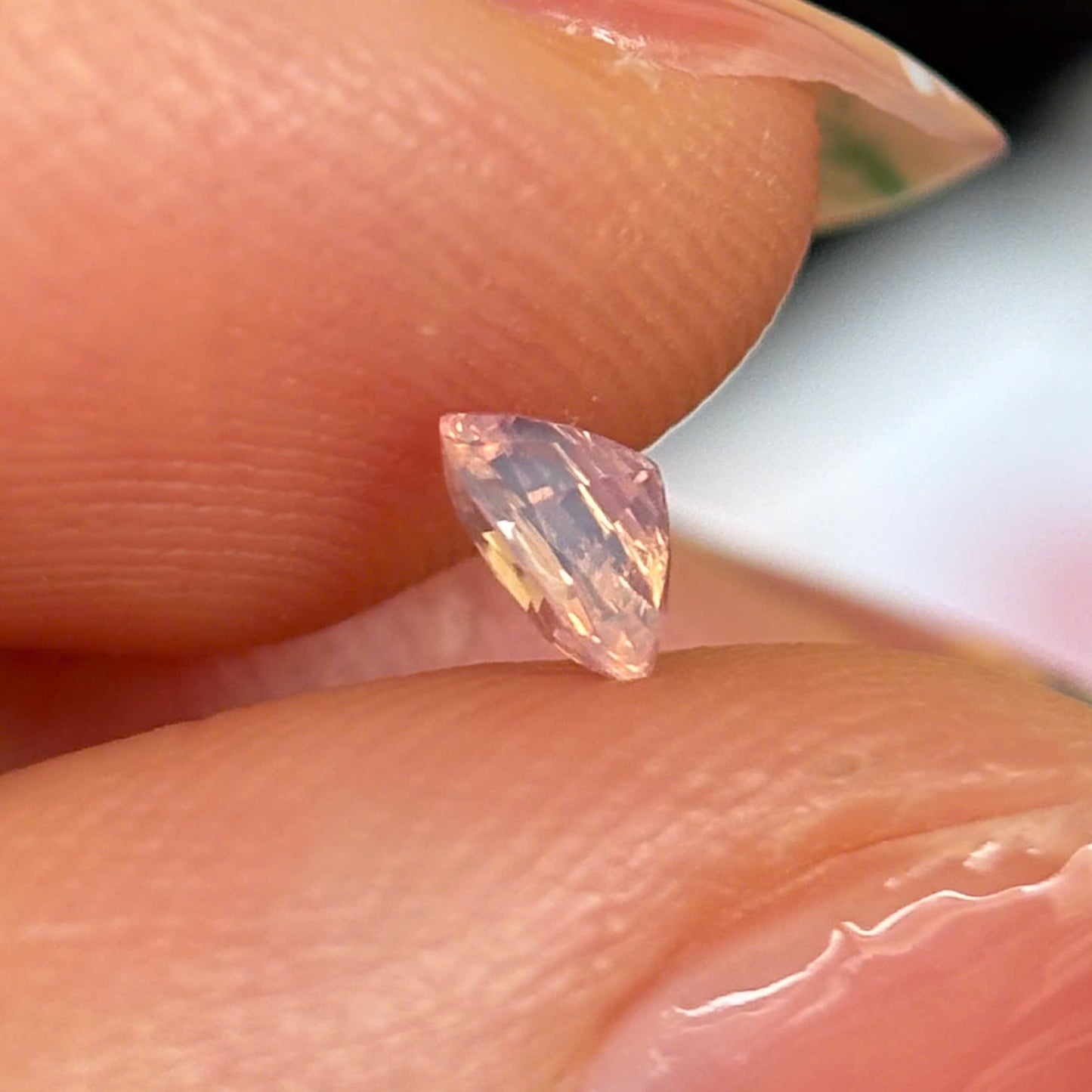 0.37ct Natural White Milky Sapphire Vietnam