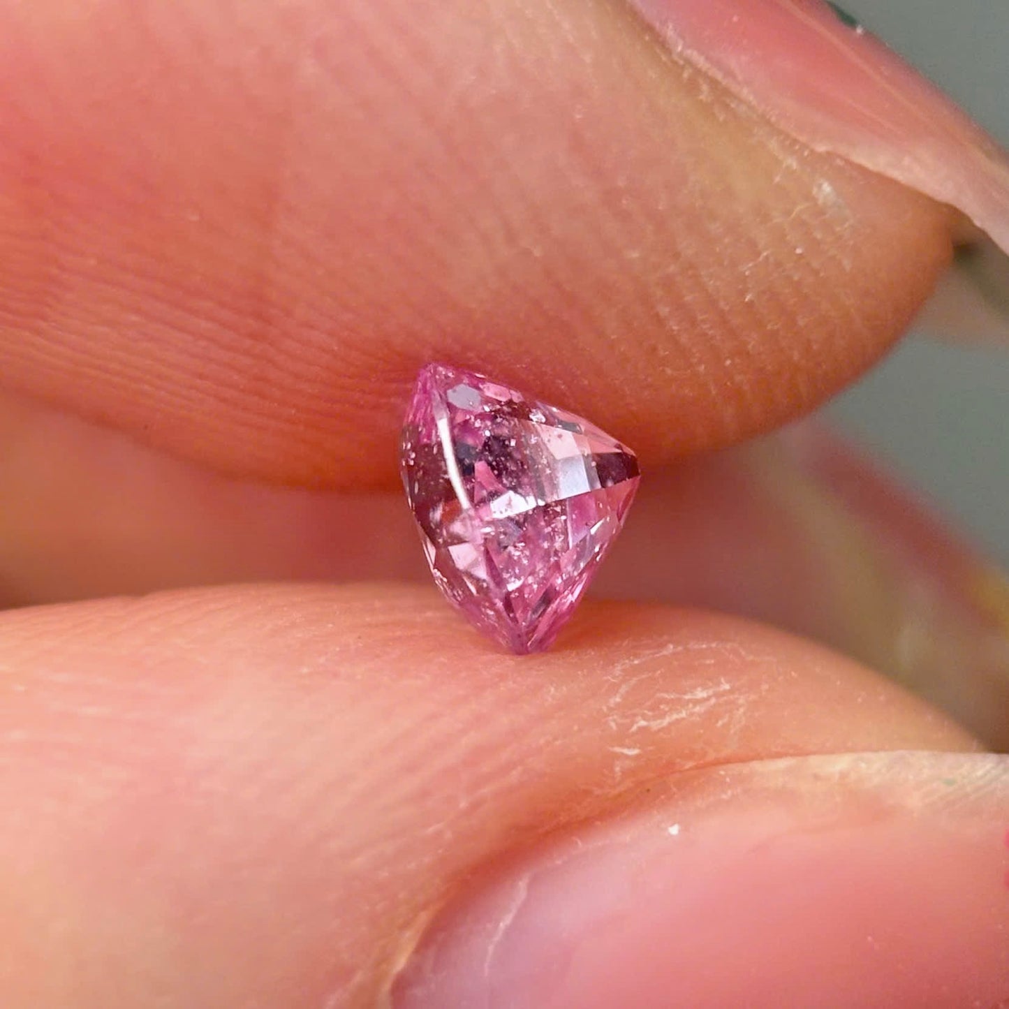 0.55ct Natural Pink Spinel Vietnam