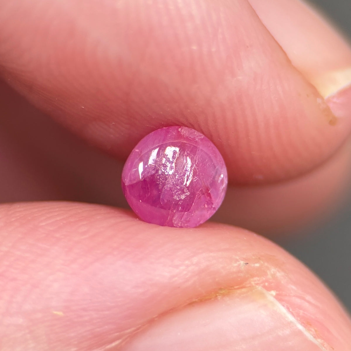 1,01ct Natural Pink Cacbochon Sapphire Viet Nam. No Treatment Sapphire Luc Yen.