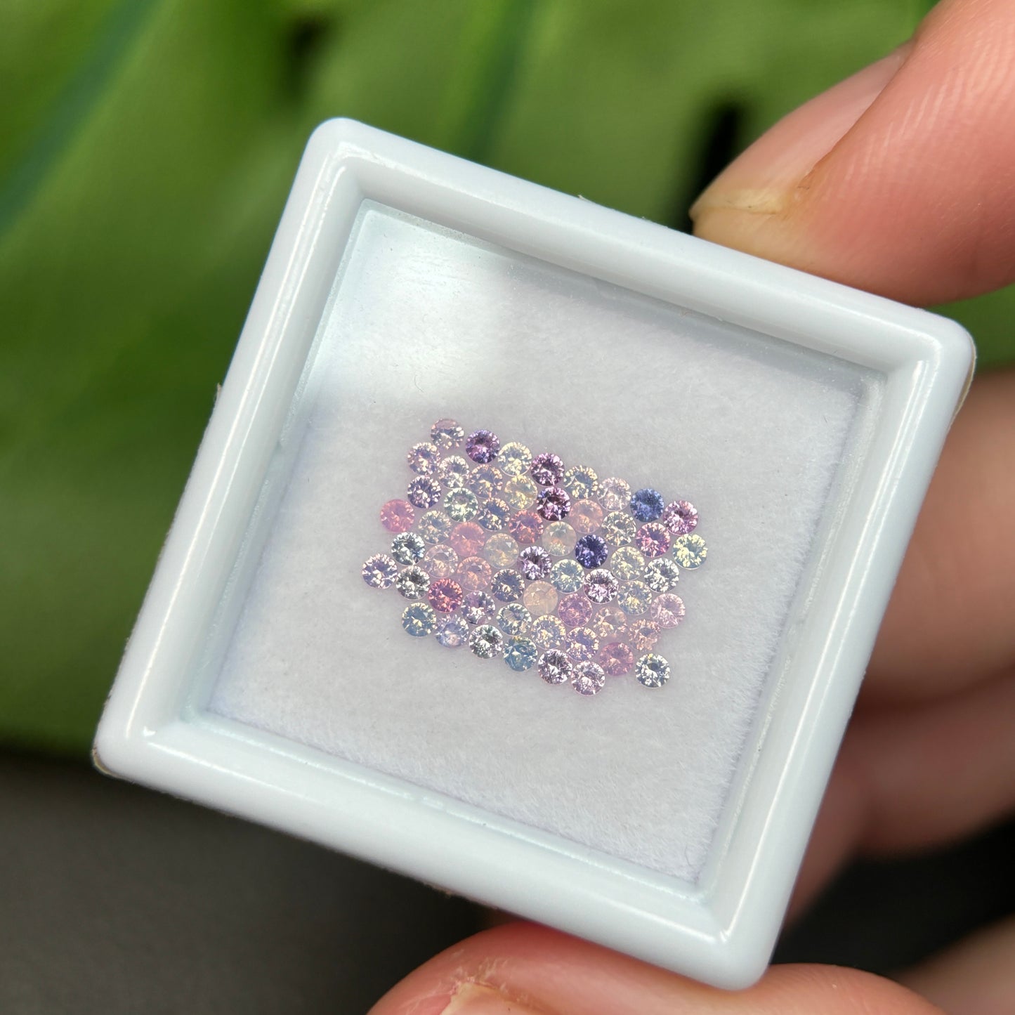 1,0ct/57Pcs Natural Sapphire Vietnam, Round Shape, C1 Quality, No Treatment Sapphire Luc Yen.