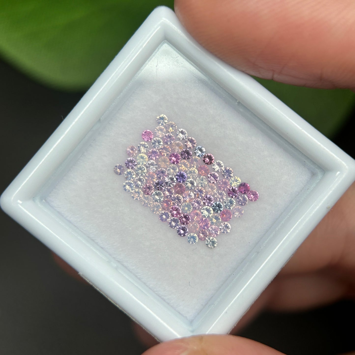 1,0ct/ 82Pcs Natural Sapphire Vietnam, Round Shape, C1 Quality, No Treatment Sapphire Luc Yen.