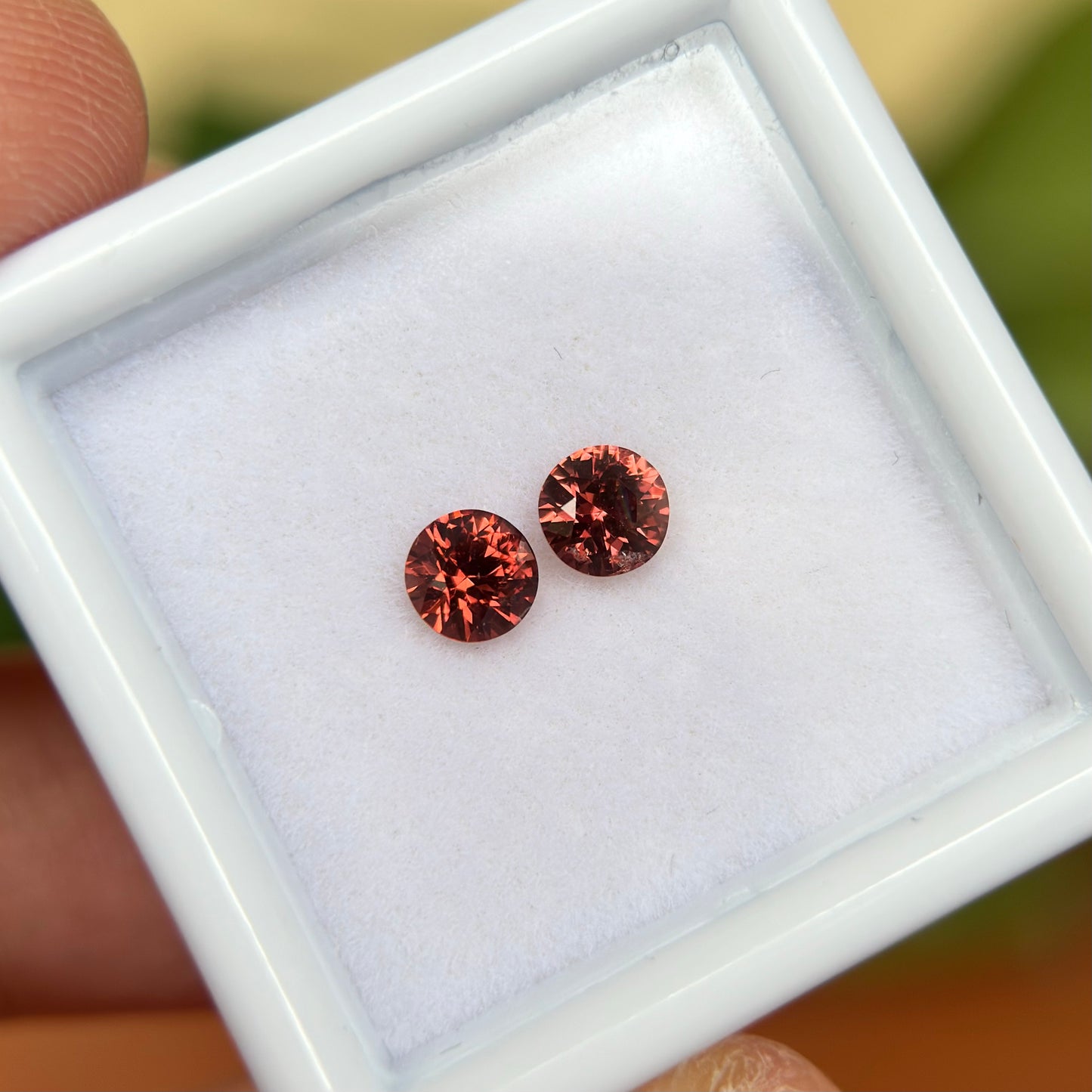 0,59ct/2Pcs Natural Brownish Orange Spinel Vietnam. Round Shape.
