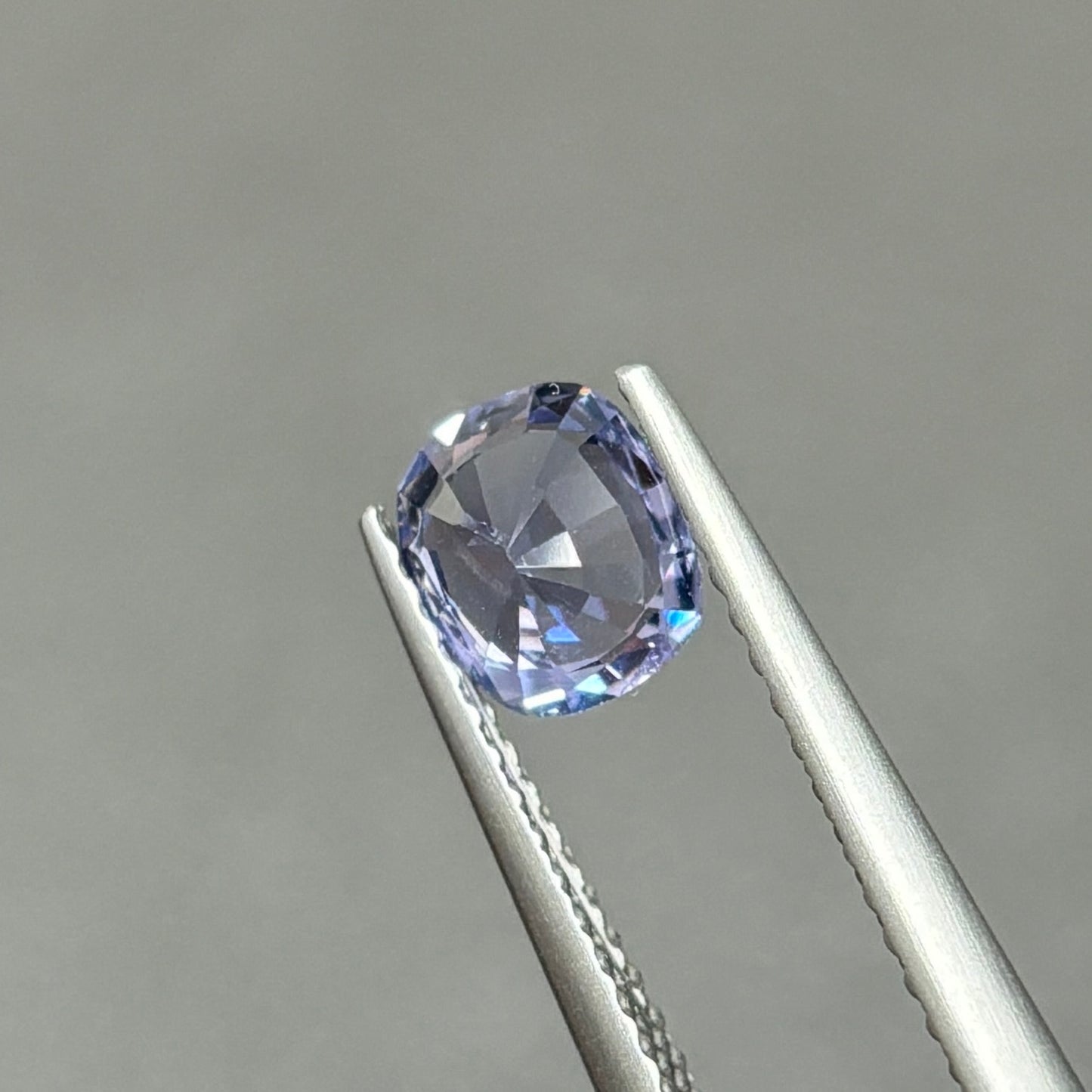 0,86ct Natural Blue Spinel Viet Nam. Cushion Shape. No Treatment Spinel Luc Yen.