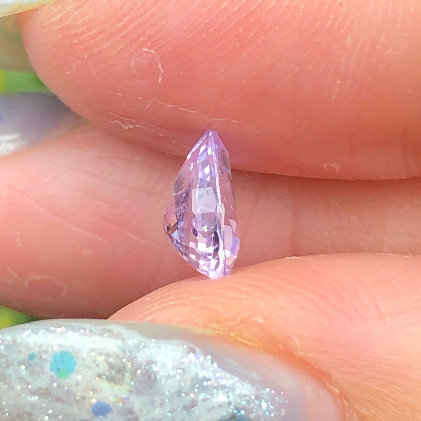 0,72ct Natural Light Purple Spinel Viet Nam. Pear Shape. No Treatment Spinel Luc Yen.