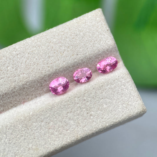 2.01 ct/ 3Pcs Natural Pink Spinel Vietnam. Oval Shape. No Treatment.