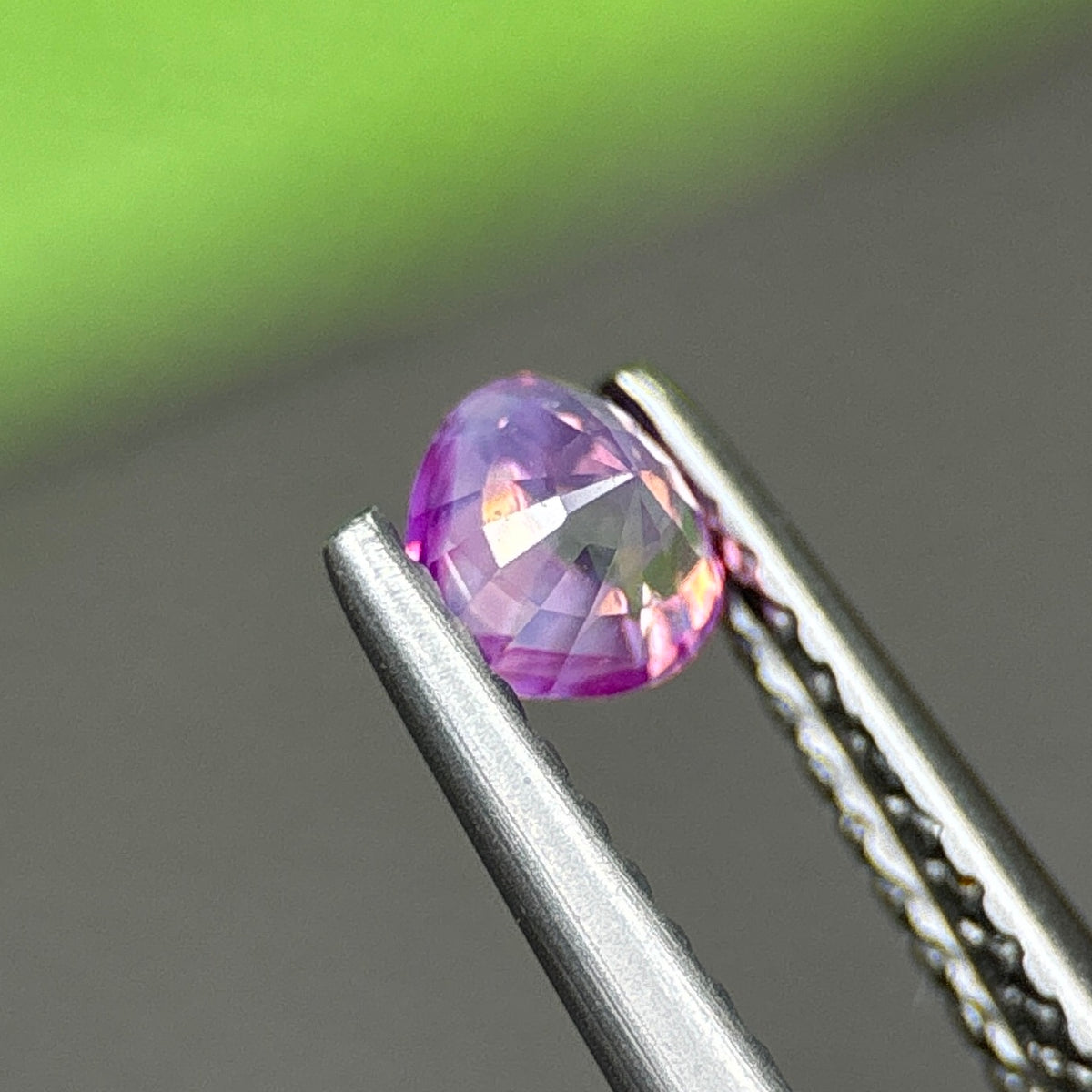0,41ct Natural Pink Milky Sapphire Vietnam. Trilliant Shape. No Treatment Milky Sapphire Luc Yen.