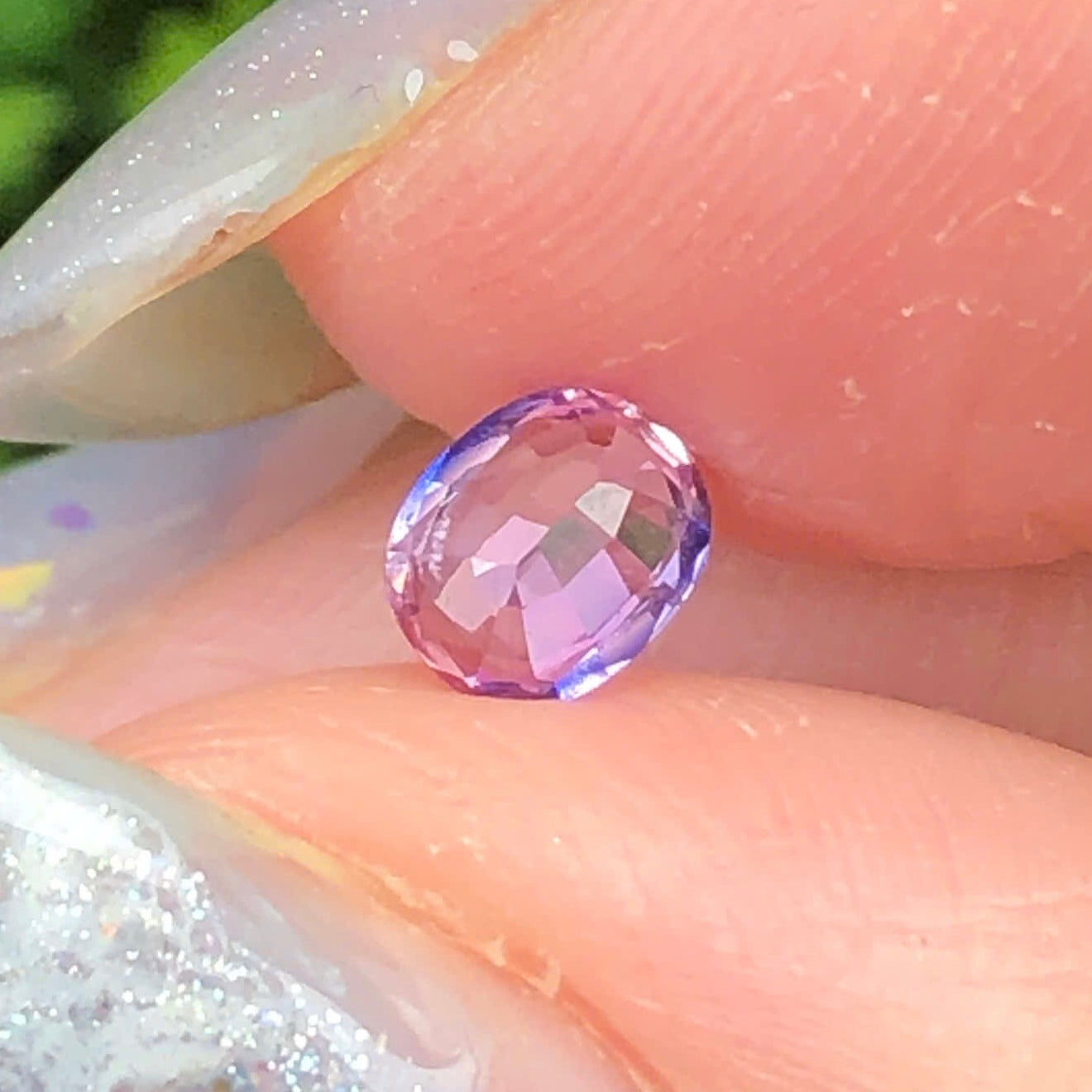 0,37ct Natural Purple Sapphire Vietnam. Cushion Shape. No Treatment Sapphire Luc Yen.