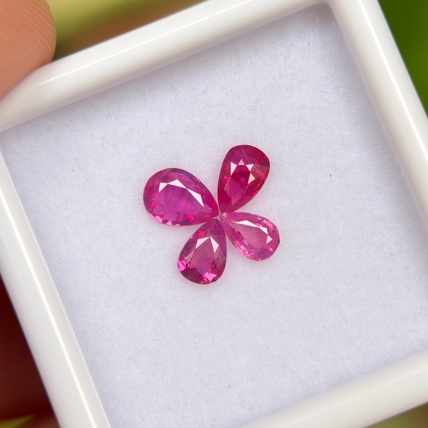 0.86ct/4Pcs Natural Pink Milky Sapphire Vietnam. Pear Shape.