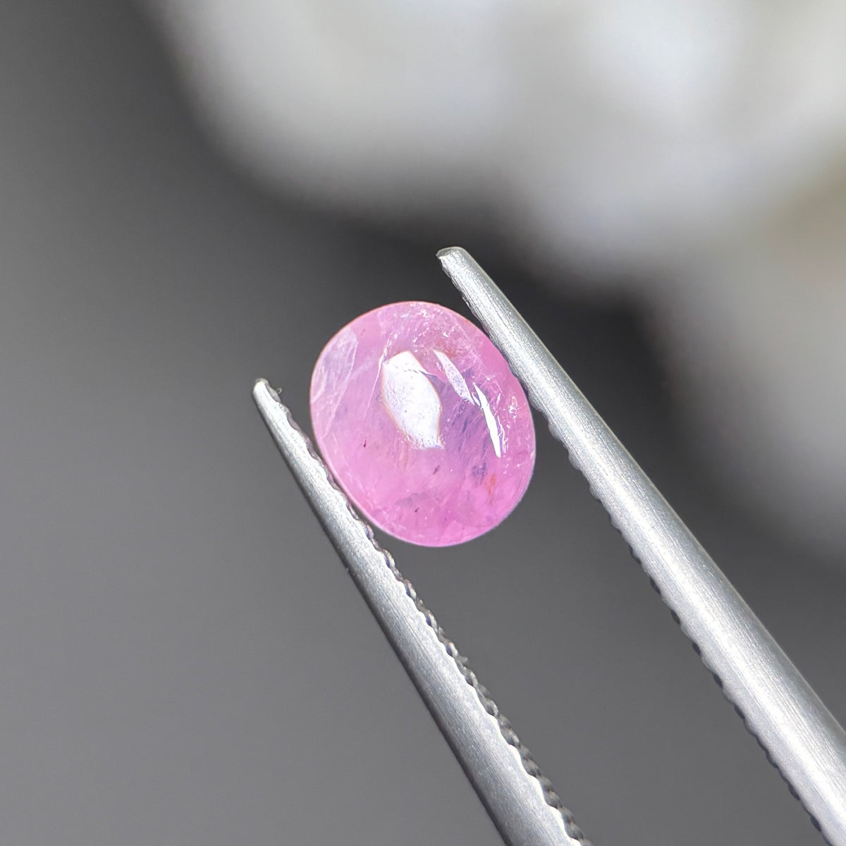 1,08ct Natural Pink Cacbochon Sapphire Viet Nam. No Treatment Sapphire Luc Yen.
