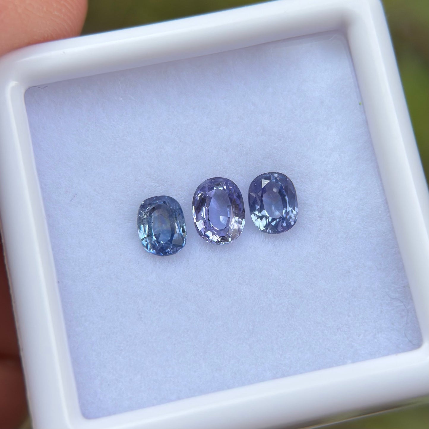 1,12ct/ 3Pcs Natural Blue Sapphire Viet Nam. Cushion Shape. No Treatment Sapphire Luc Yen.