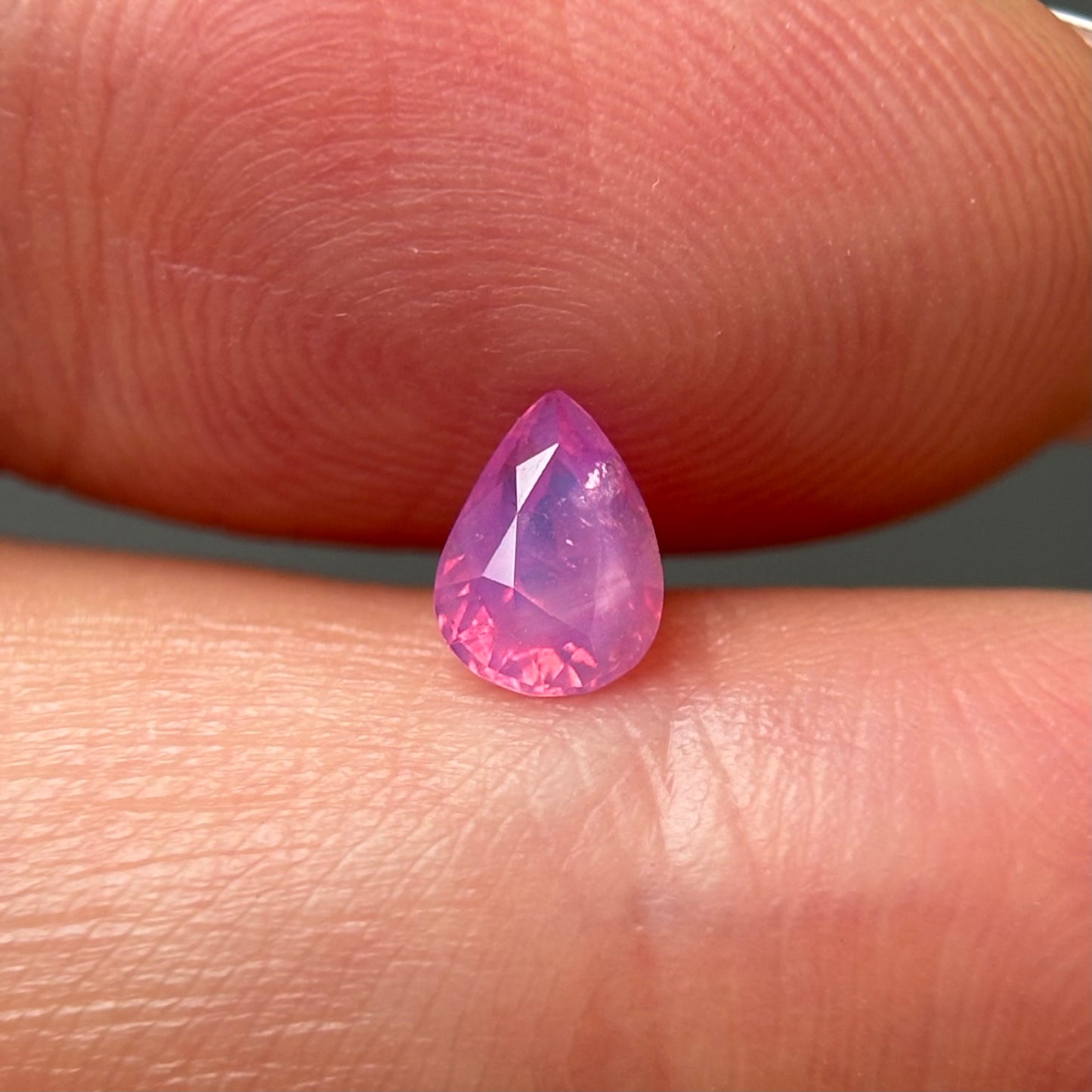 0.55ct Natural Milky Padparadscha Sapphire Vietnam