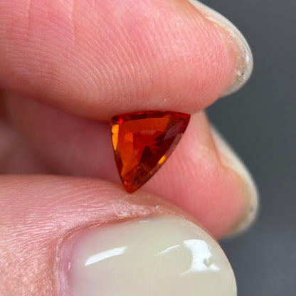 1,09ct Natural Orangish Red Tourmaline Vietnam. Trilliant Shape. No Treatment, No Heat Tourmaline Luc Yen.