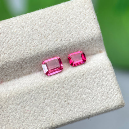 0.92 ct/ 2Pcs Natural Pink & Red Spinel Vietnam. Emerald Shape. No Treatment.
