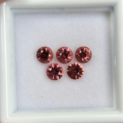 1,36 ct/ 5Pcs Natural Brownish Orange Spinel Vietnam. Round Shape.