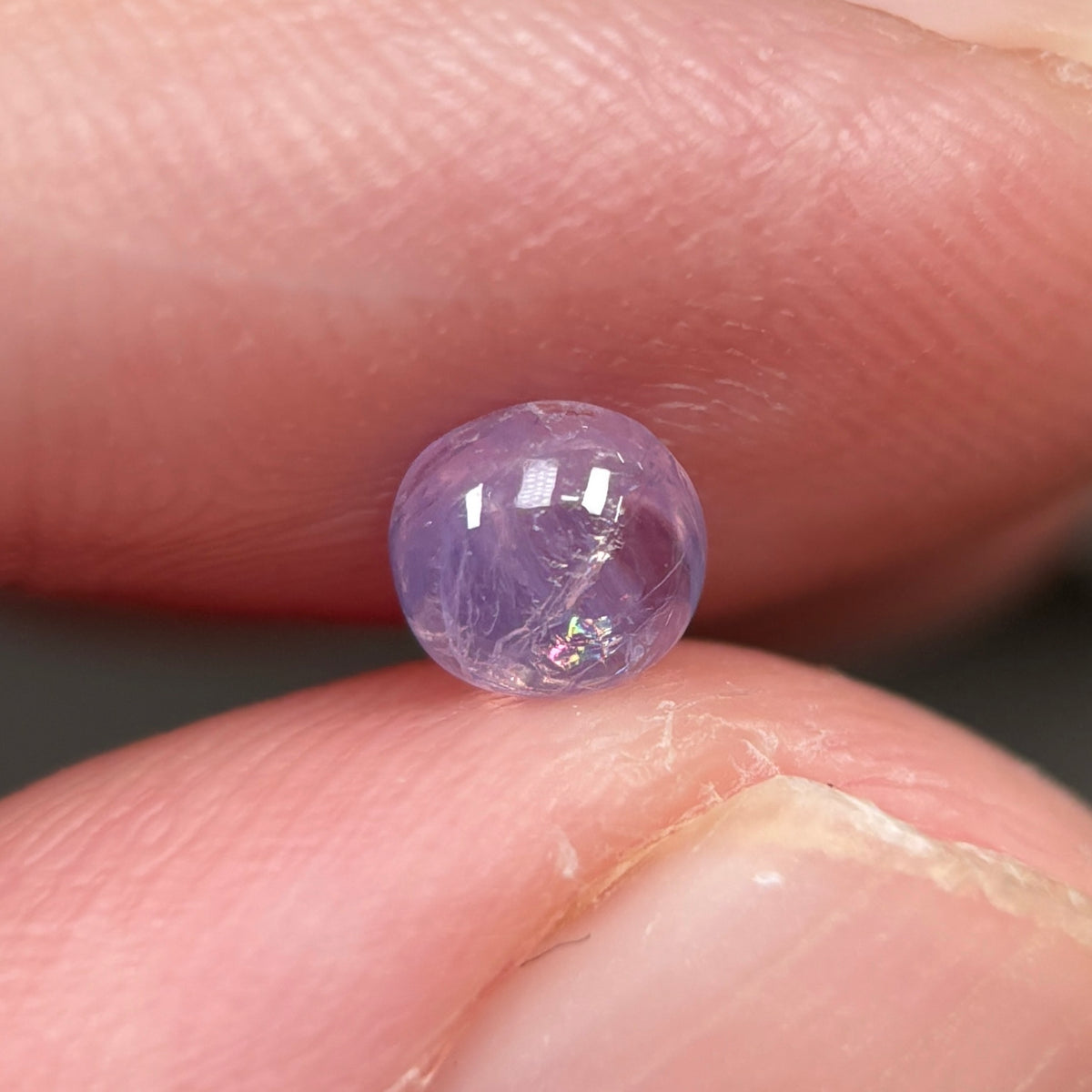 0.67ct Natural Light Purple Cacbochon Sapphire Viet Nam. No Treatment Sapphire Luc Yen.