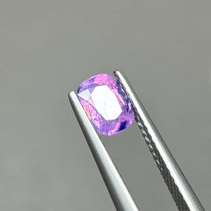 1,0ct Natural Pink Milky Sapphire Vietnam. Cushion Shape. No Treatment Milky Sapphire Luc Yen.