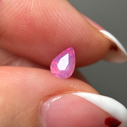 0.55ct Natural Milky Padparadscha Sapphire Vietnam