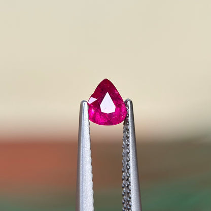 0.45 ct Natural Ruby Viet Nam. Pear Shape. No treatment.