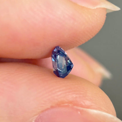 0.65ct Natural Blue Sapphire Vietnam