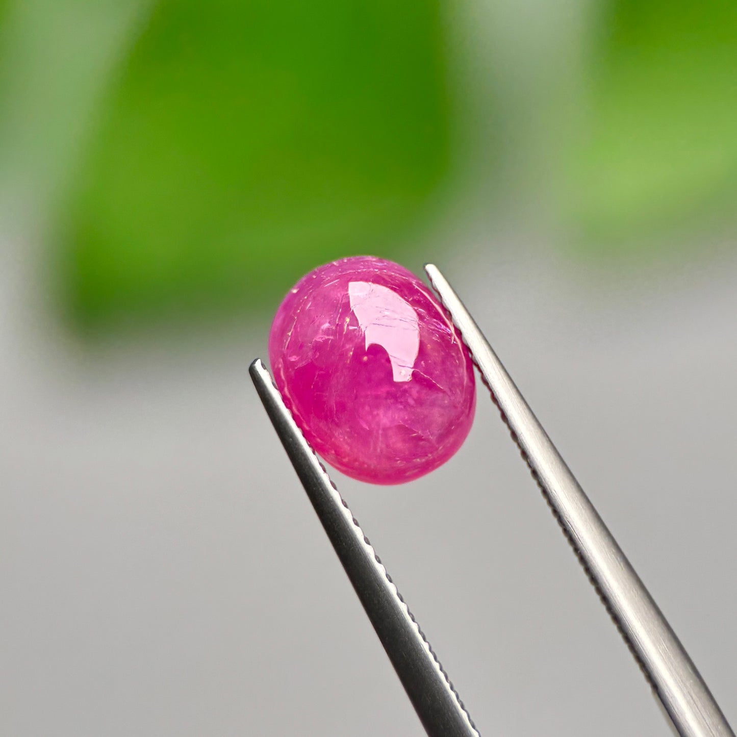 3,16ct Natural Ruby Cacbochon Viet Nam. No treatment Ruby Luc Yen.