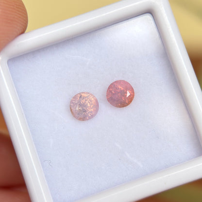 1.08ct/2Pcs Natural Pink Milky Sapphire Vietnam. Round Shape.