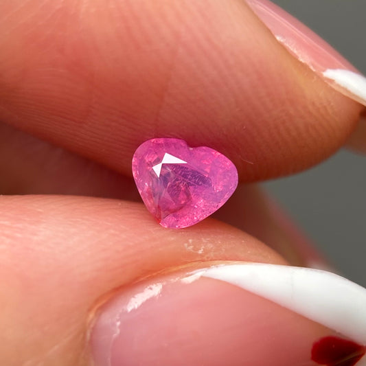 0.56ct Natural Milky Padparadscha Sapphire Vietnam