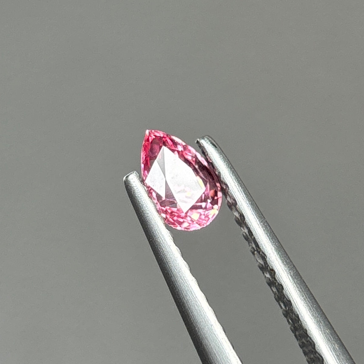 0,45ct Natural Pink Spinel Viet Nam. Pear Shape. No Treatment Spinel Luc Yen.