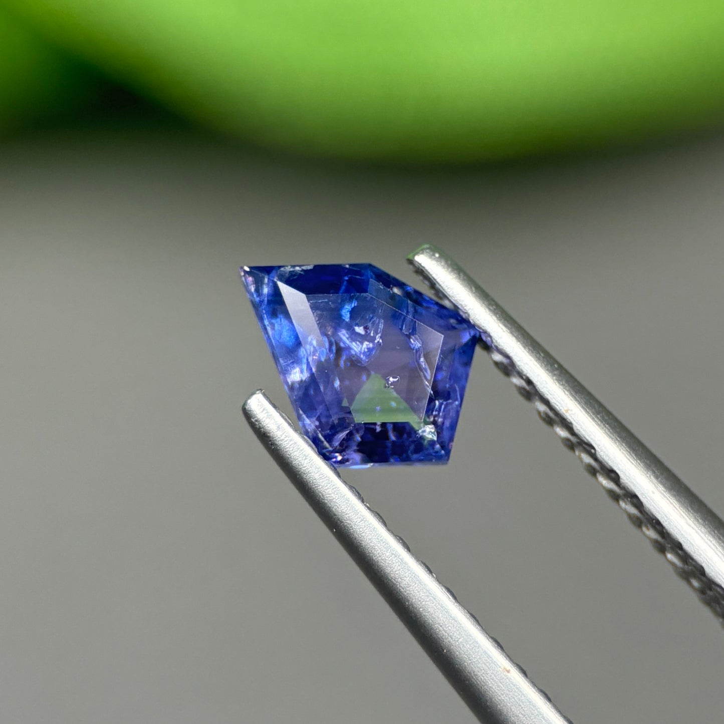 0,59 Natural Blue Milky Sapphire Vietnam. Freeform. No Treatment Milky Sapphire Luc Yen.