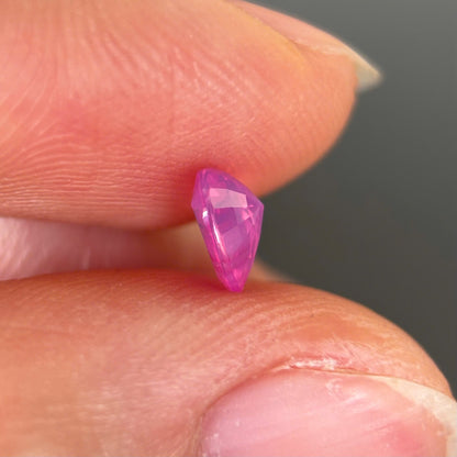 0.84ct Natural Milky Padparadscha Sapphire Vietnam