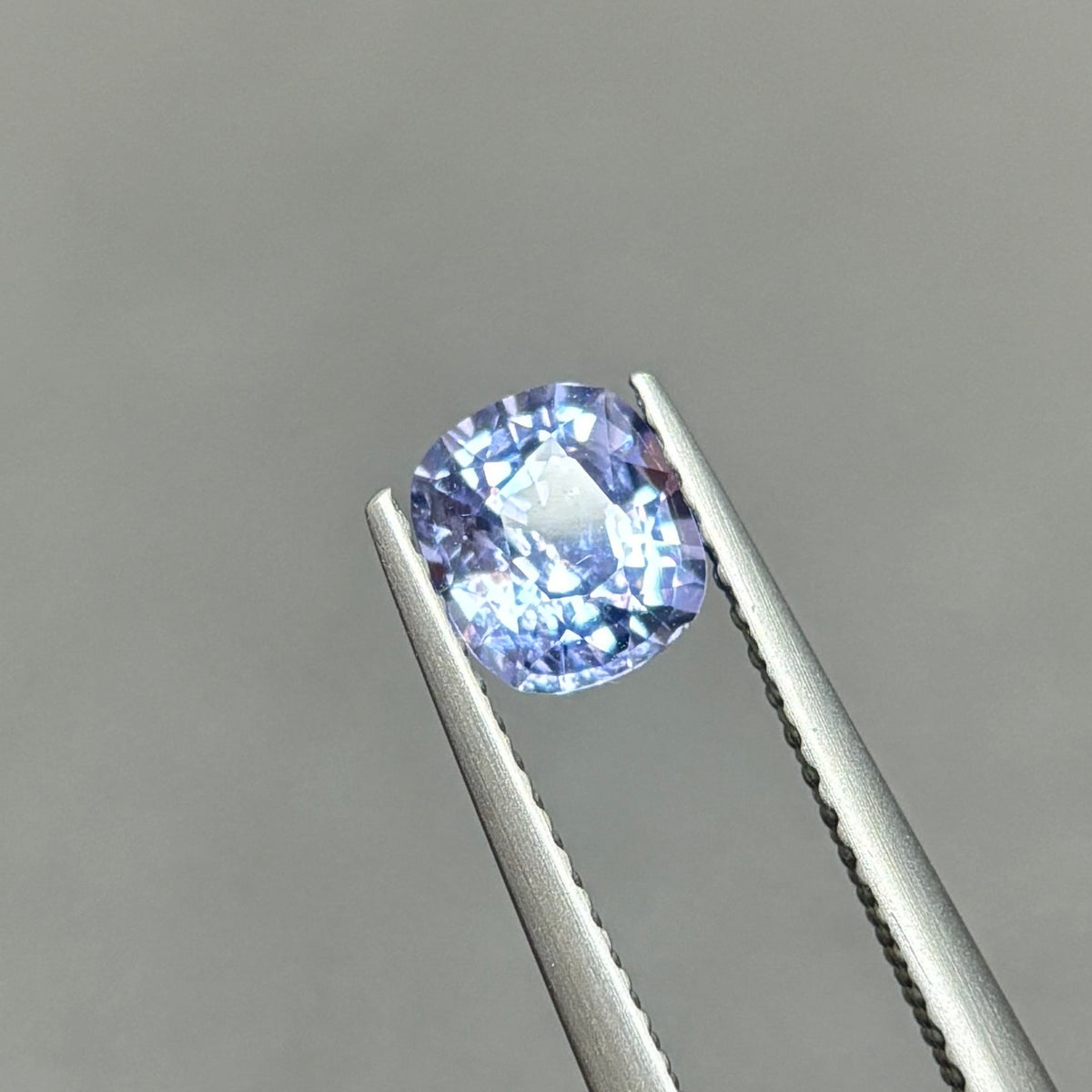 0,86ct Natural Blue Spinel Viet Nam. Cushion Shape. No Treatment Spinel Luc Yen.