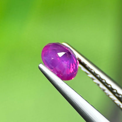0,56ct Natural Pink Milky Sapphire Vietnam. Cushion Shape. No Treatment Milky Sapphire Luc Yen.