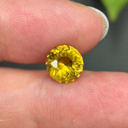 2,01ct Natural Yellow Tourmaline Vietnam. Round Shape. No Treatment, No Heat Tourmaline Luc Yen.