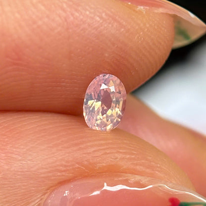 0.37ct Natural White Milky Sapphire Vietnam