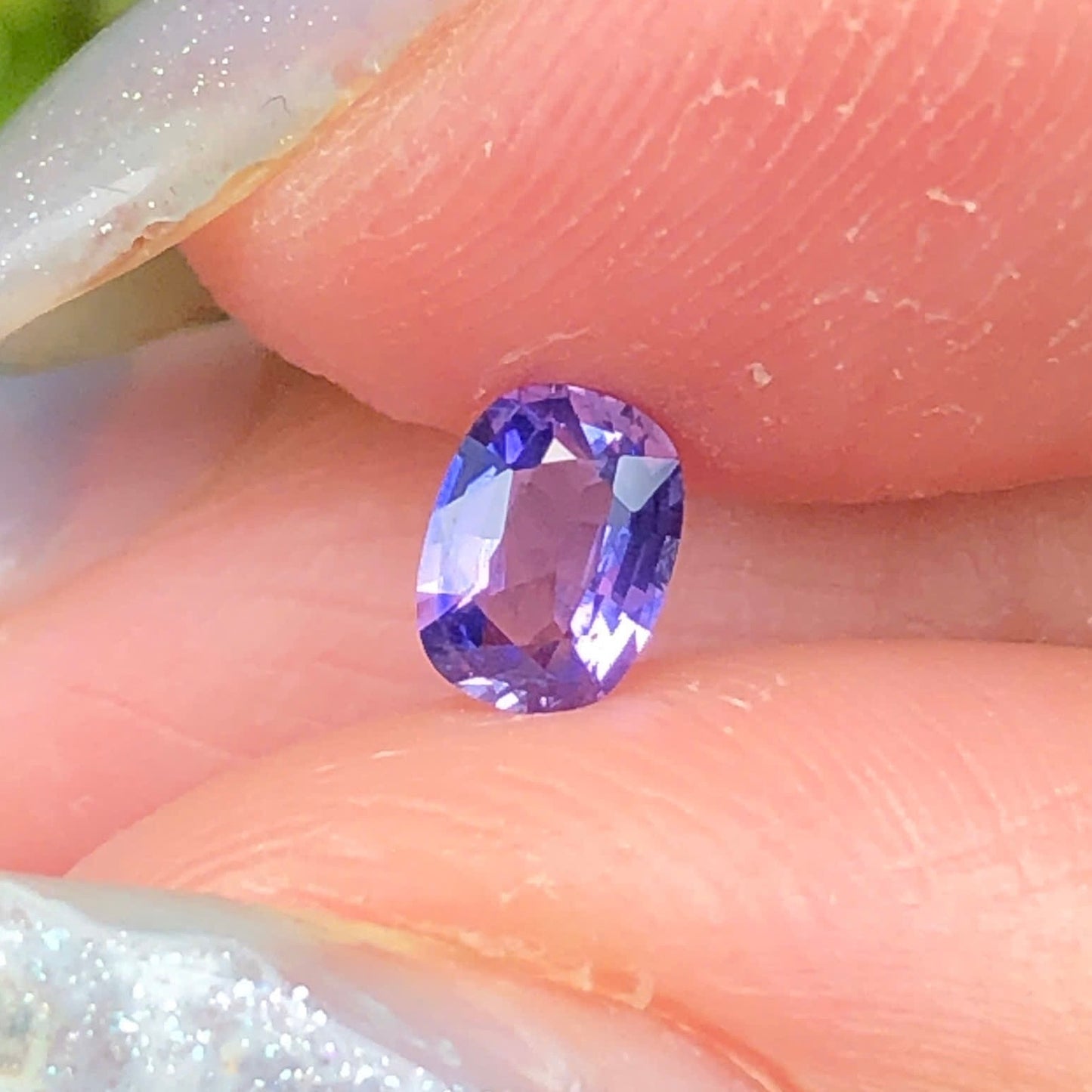 0,31ct Natural Bluish Purple Sapphire Vietnam. Cushion Shape. No Treatment Sapphire Luc Yen.