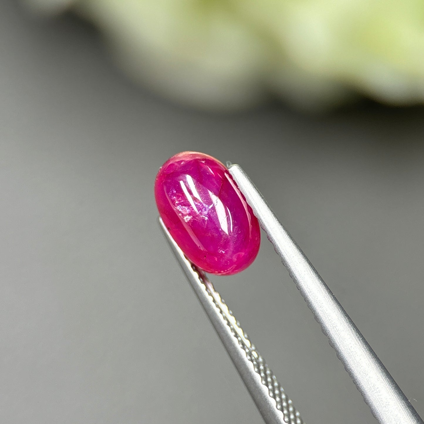 2.0ct Natural Ruby Cacbochon Viet Nam. No treatment Ruby Luc Yen.