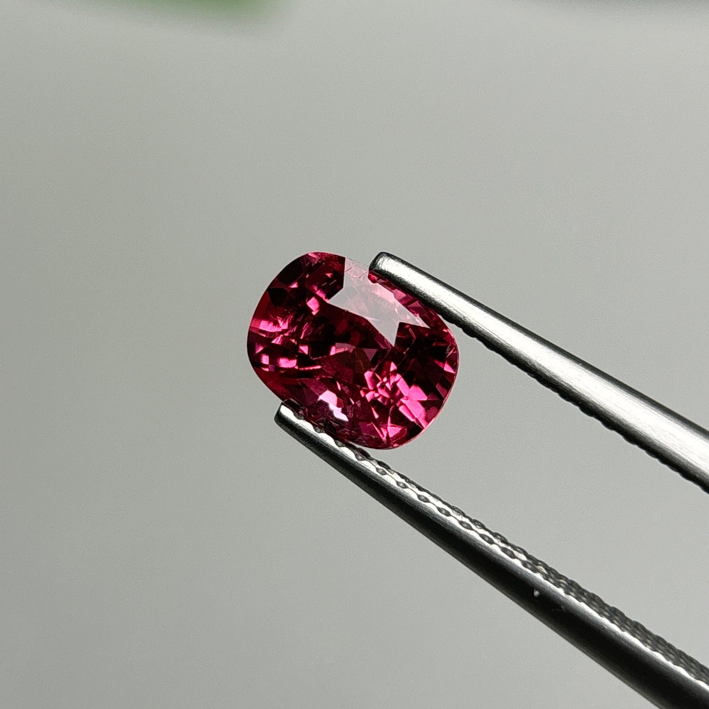 1.50ct Natural Brownish Red Spinel Vietnam. Cushion Shape.