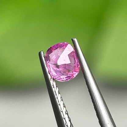 0,35ct Natural Pink Milky Sapphire Vietnam. Cushion Shape. No Treatment Milky Sapphire Luc Yen.