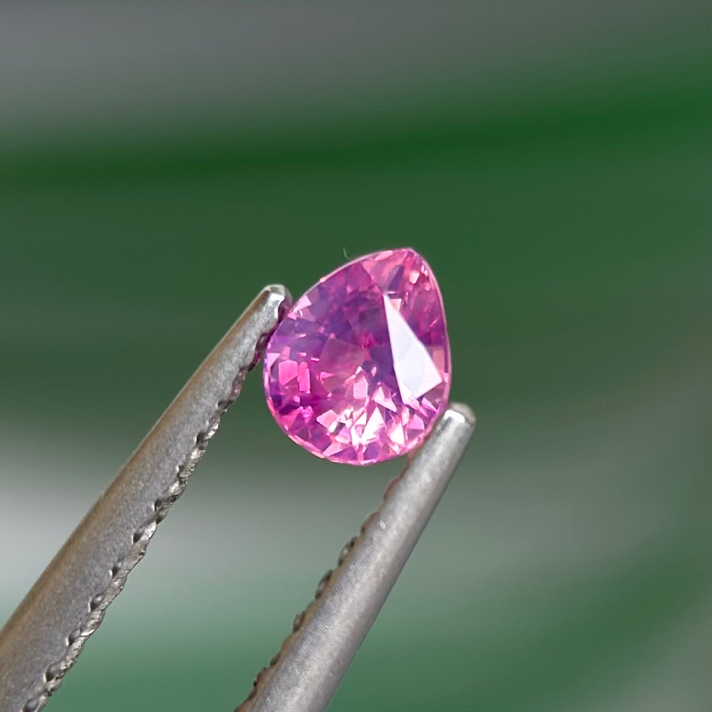 0.44 ct Natural Pink Sapphire Vietnam. Pear Shape. No treatment