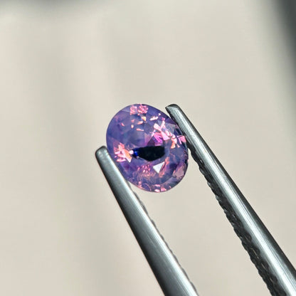 0,45ct Natural Pinkish Purple Milky Sapphire Vietnam. Oval Shape. No Treatment Milky Sapphire Luc Yen.