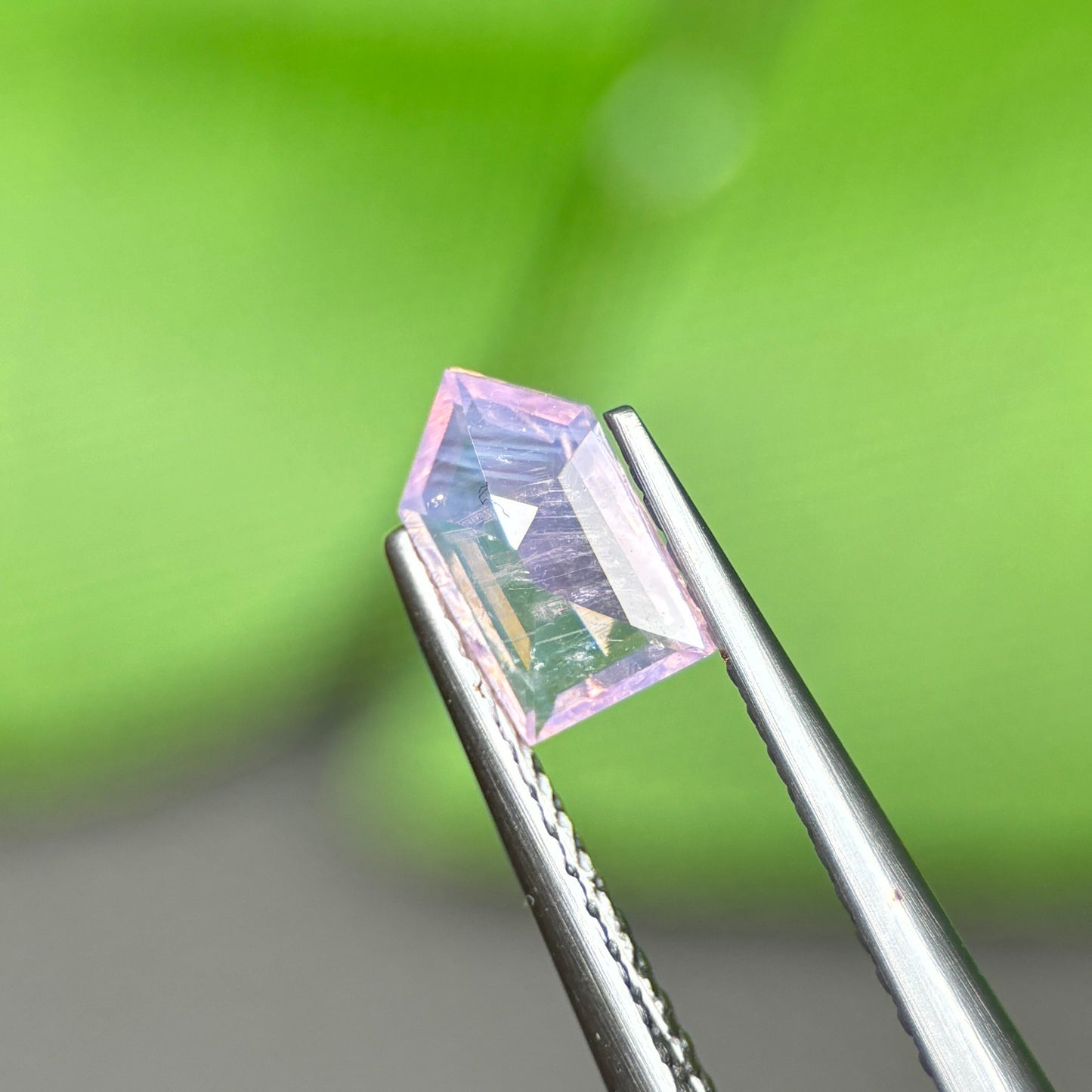 0,81ct Natural Pink Milky Sapphire Vietnam. Freeform. No Treatment Milky Sapphire Luc Yen.