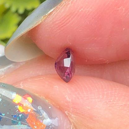 0,38ct Natural Purple Spinel Vietnam. Cushion Shape. No Treatment Spinel Luc Yen.