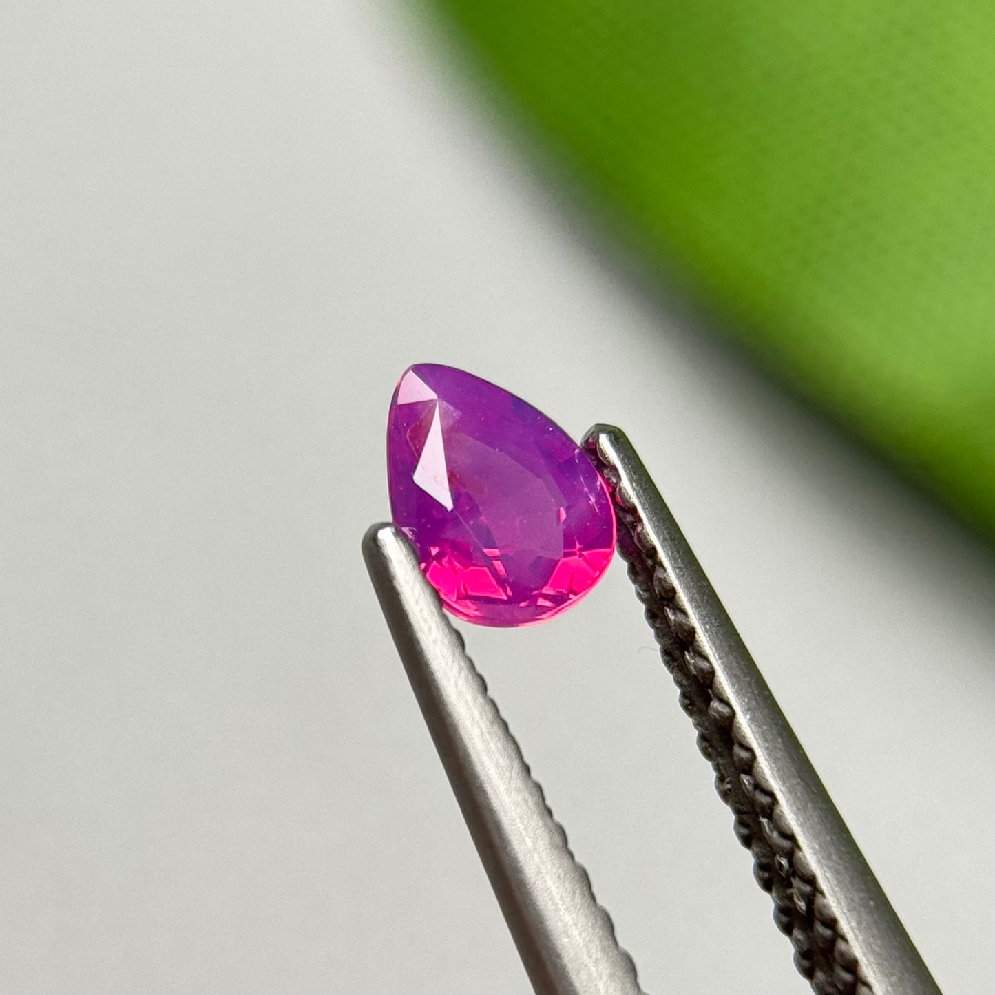 0.40ct Natural Pink Milky Sapphie Viet Nam.