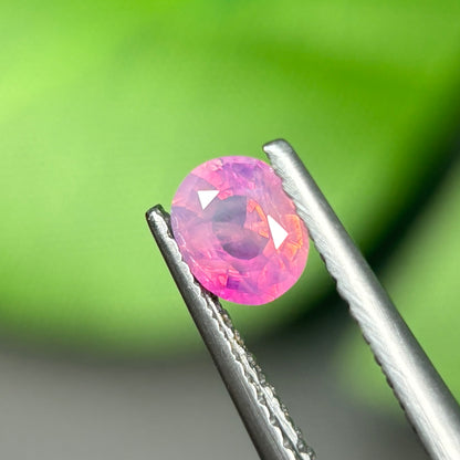 0,54 Natural Pink Milky Sapphire Vietnam. Oval Shape. No Treatment Milky Sapphire Luc Yen.