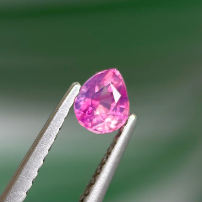 0.44 ct Natural Pink Sapphire Vietnam. Pear Shape. No treatment